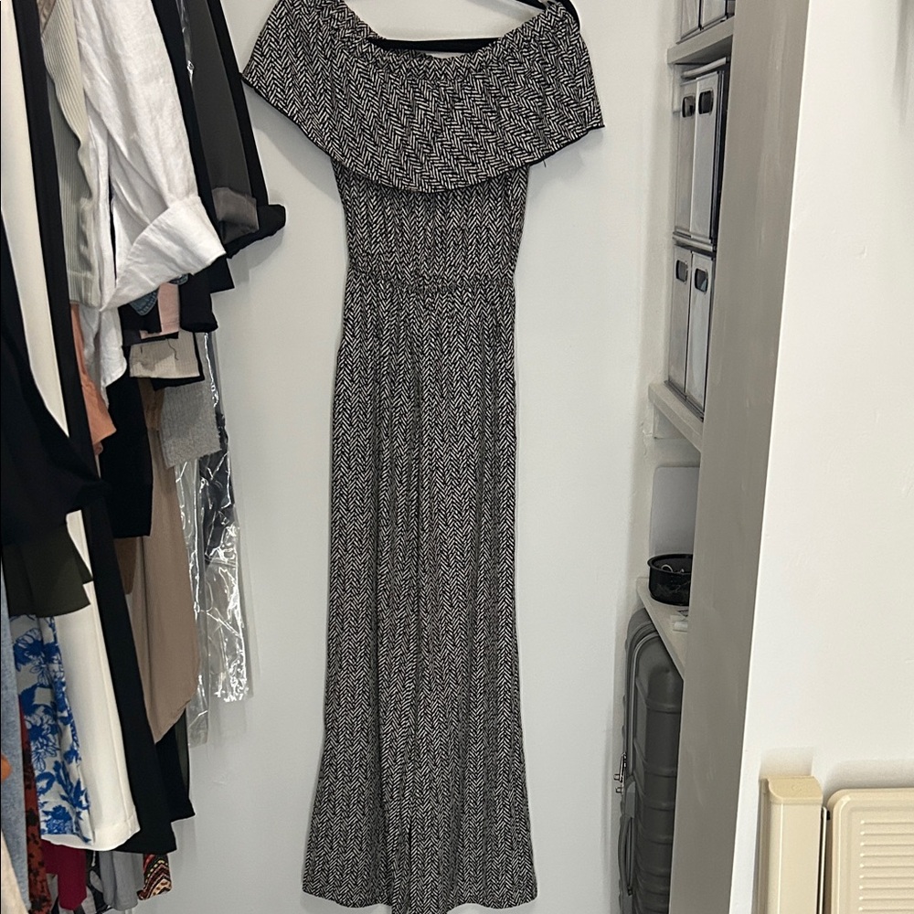 Elegant Black and White Off-Shoulder Jumpsuit